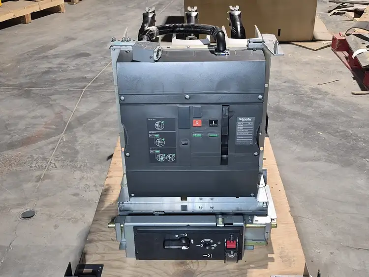 New | in-Stock SCHNEIDER ELECTRIC EVOLIS Switchgears British Columbia CA | Lenmark #238868