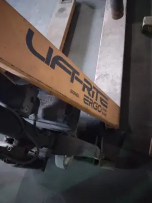 3000 LB CAPACITY LIFT RITE ELECTRIC PALLET JACK. STOCK # 0640523.
