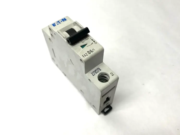 Used EATON MINIATURE CIRCUIT BREAKER 1 POLE 6A Circuit Breakers | Maverick Industrial Sales #1101546