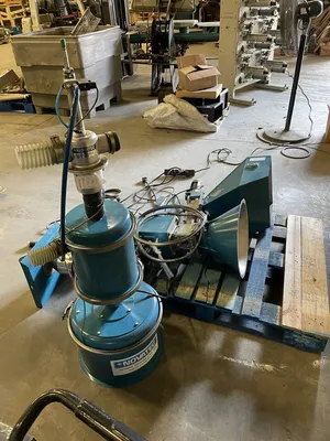 Novatec AF-1 Auger Color Feeder / Plastic Hopper w/ 2-1/2” Station Valve