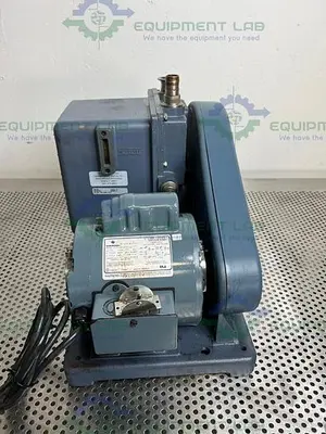 USED WELCH 1402 DUOSEAL BELT-DRIVEN ROTARY VANE VACUUM PUMP 115/230V