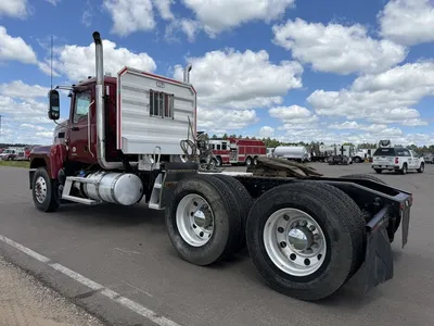 Used 2021 MACK PINNACLE Conventional trucks Minnesota US | Carco Truck & Equipment #1513964