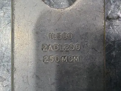 NEW ILSCO 2ACL250