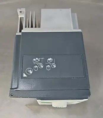 USED Schneider Electric Schneider Electric Altivar ATV312H037N4