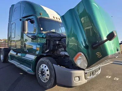 USED 2012 FREIGHTLINER CASCADIA 125