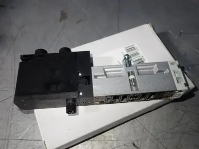 NEW FESTO VSVABT32CAZDA21T1L