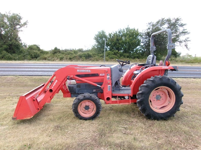 USED 2016 Kubota L3130