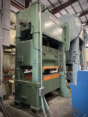Used 1996 NIAGARA NIAGARA BP2-250-72-36 PRESS Straight Side Presses | Alma Machinery #898788