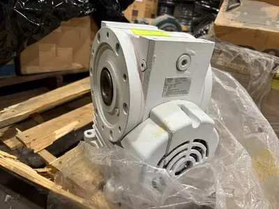 ZAE Antriebs Systeme 9121270131 TYP: E 100 G 1300/11 NO: 577211 / 005 WORM GEAR