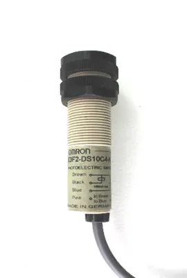 USED OMRON E3F2-DS10C4-N