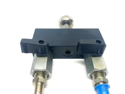 USED MAHR LOW-MAG 2-WAY MANIFOLD MILLIMAR