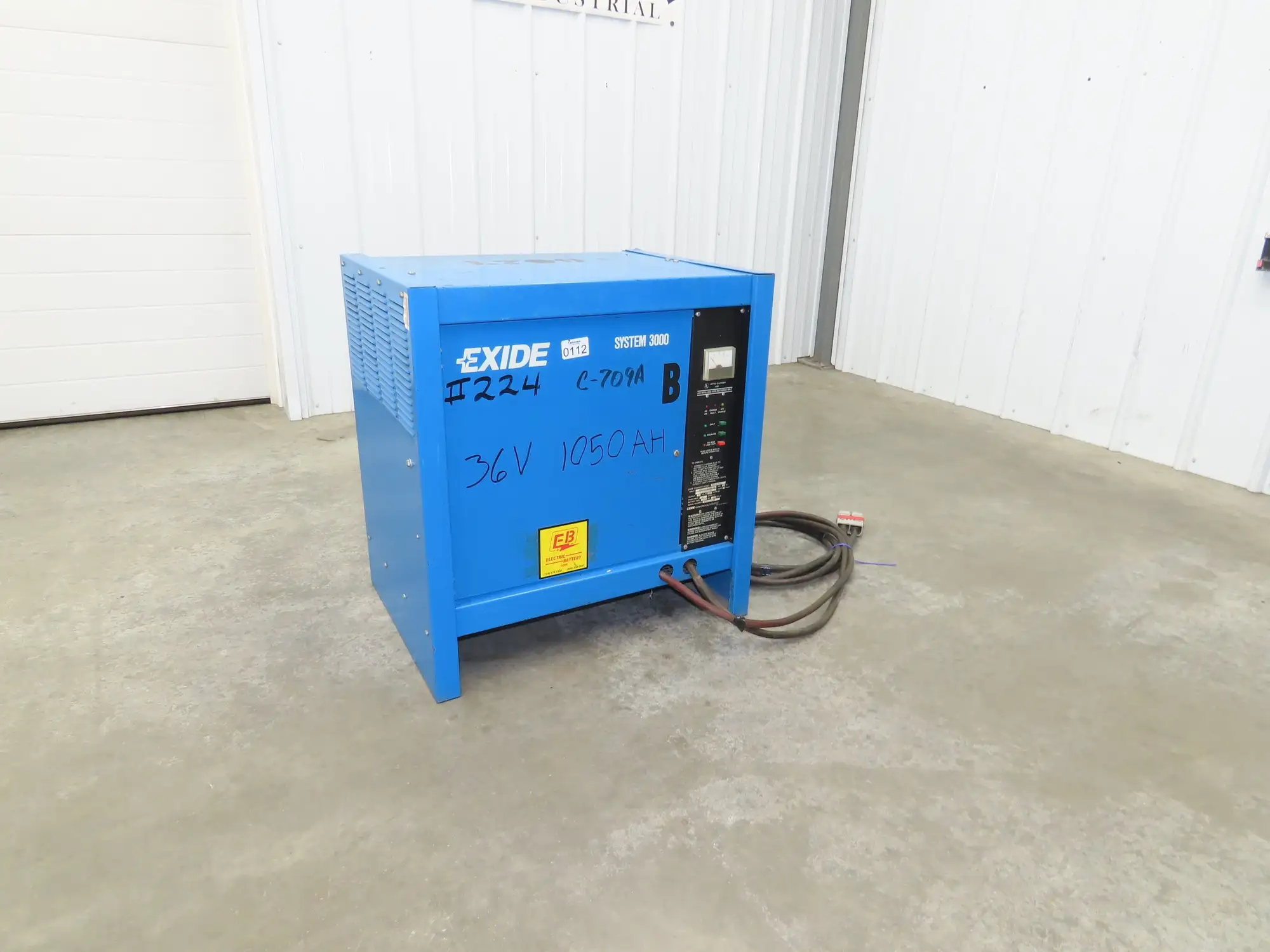 Exide System 3000 ES3-18-1050 Forklift Battery Charger 36VDC 1050Ah 480V 3Ph