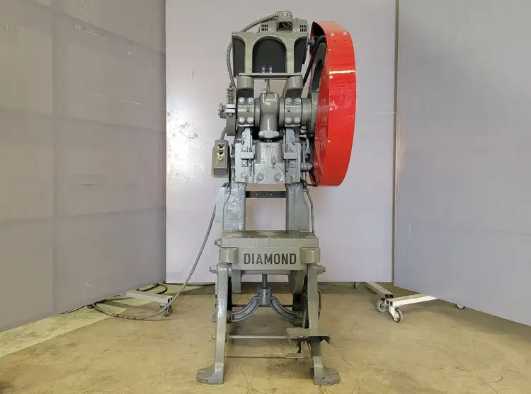 Used DIAMOND _UNKNOWN_ Single Station Punches Texas US | FMI Trading #679602