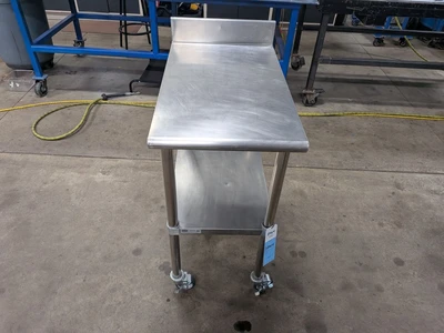 Stainless Steel Filler Table - 18 x 30"