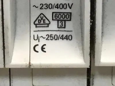 USED SIEMENS 5SX2B10 B6 C10
