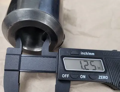 Used COLLIS R8 TOOL HOLDER Misc Industrial Equipment Kentucky US | Aucto #687985