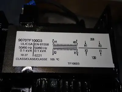 NEW SQUARE D 9070TF100D3