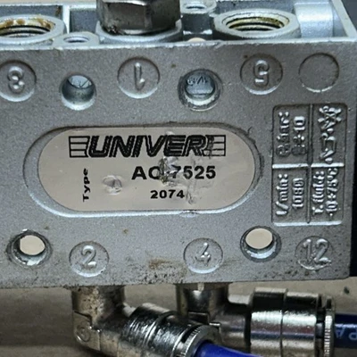 USED Univer AC-7525