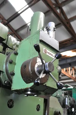USED HERMLE MILLING HEAD WITH QUILL HERMLE UWF 1000