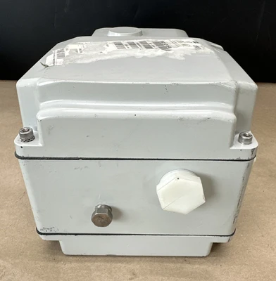 USED Honeywell 2000-200-150-125-015-20-000000-0-0-01