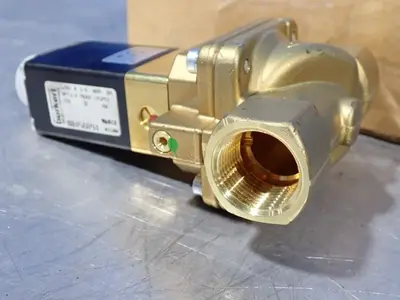 USED BURKERT 5582 A 3/4 NBR BR 00456894