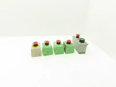 Fuji Electric E-Stop Mushroom Pushbutton Switch 30mm Lot of 5 Enclosures