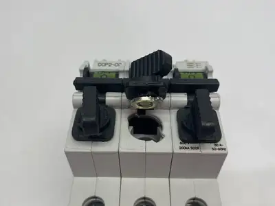 Used Eaton Bussmann Fusible Disconnect 3-Pole, Open-Type Switch Circuit Breakers Michigan US | Maverick Industrial Sales #1389818