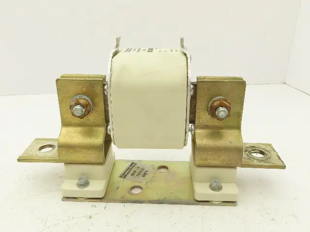 Ferraz Shawmut NH4GG69V800-8 Ceramic Fuse Link 800A 690V