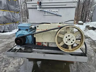 USED TITAN / OY PETSMO PRODUCTS P1080