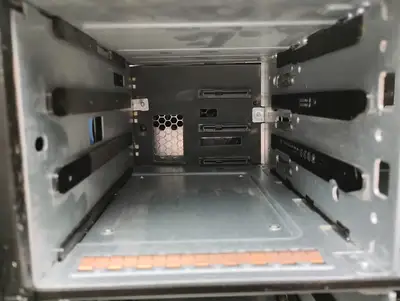 Used DELL Equallogic PS6110 Servers US | Sporadic Surplus LLC #1084374