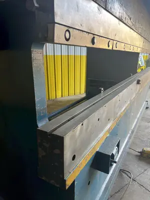 200 TON x 14' HTC MODEL #200G-14 HYDRAULIC PRESS BRAKE: STOCK 18561