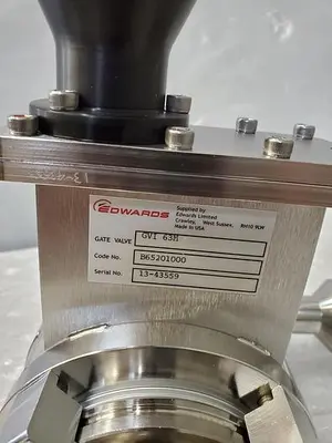 EDWARDS GVI 63M GATE VALVE WITH STAINLESS STEEL ADAPTER WITH MDC KAV-100 PNEUMA