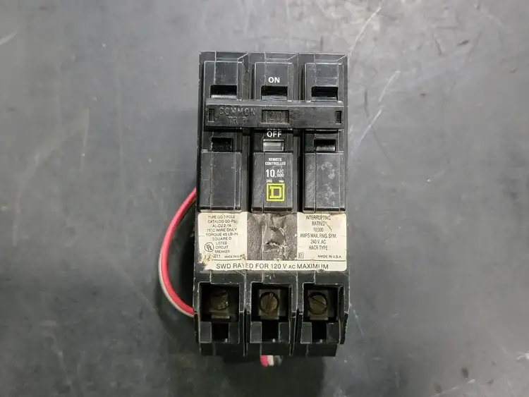 Used SQUARE D QO320 Switchgears British Columbia CA | Lenmark #241175