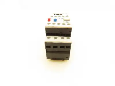 Siemens 3RT1015-1AF01 Contactor 110VAC 7A 3 Pole 1NO With Relay 1.8-2.5A 600V