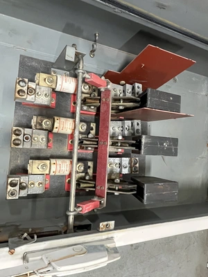 800A 3 Pole Safety Switch with 800A Amptrap A4BY800 (Fuse Model