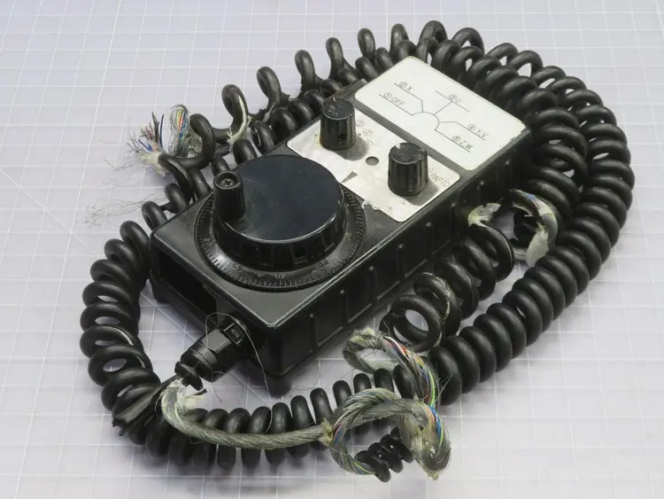Used _UNKNOWN_ _UNKNOWN_ Pulse Generators Texas US | Aucto #1478508