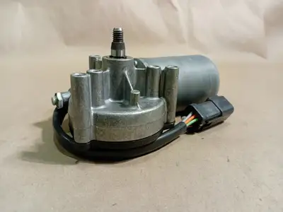 NEW 2012 CAT 135-0611