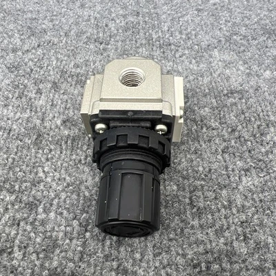 Used SMC AR25-N02H-Z Air Pressure Regulators California US | Davliegogo LLC #1705357