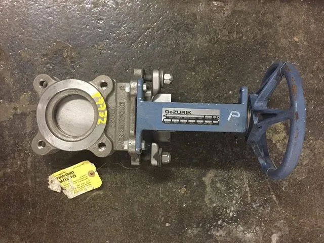 Dezurik 3" Knife Gate Valve Hand Wheel Operated