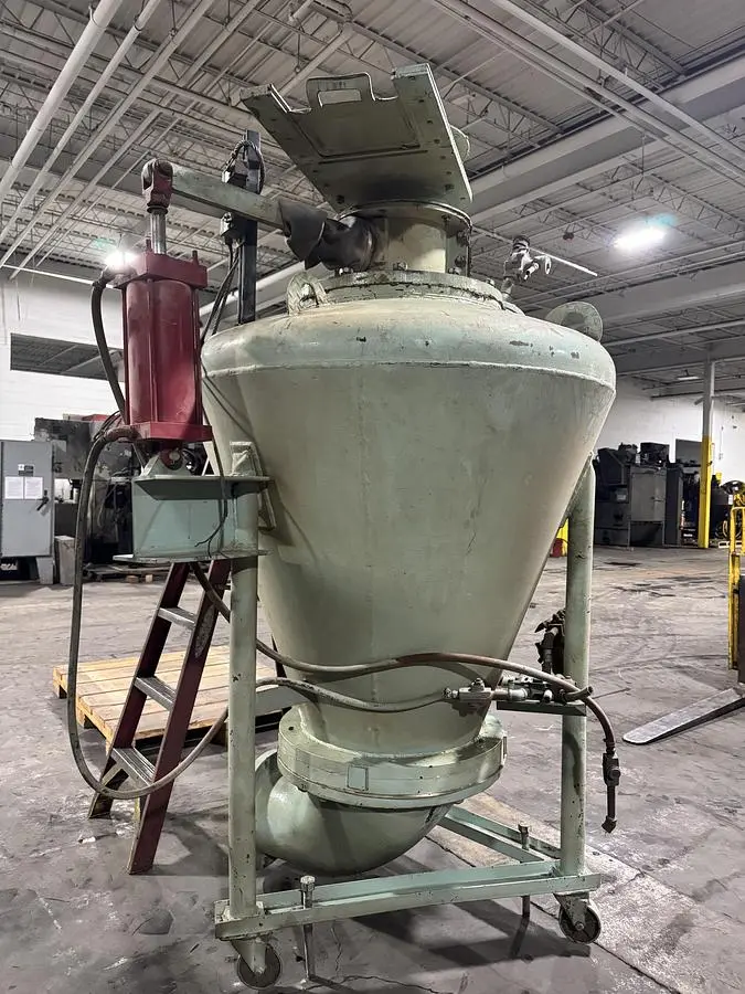 USED 1980 MACAWBER 30/12