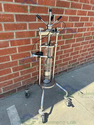 USED MILLIPORE QUIKSCALE 100 / 550 CHROMATOGRAPHY COLUMN 4L