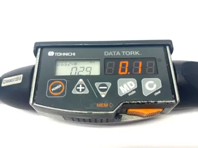 USED TOHNICHI DATA TORK DIGITAL TORQUE WRENCH 3/8" DRIVE