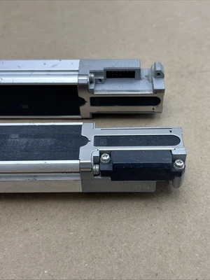 USED KEYENCE SL-V44H-T / SL-V44H-R