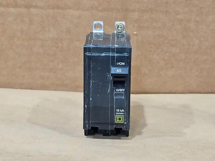 Used SQUARE D QO140 Switchgears British Columbia CA | Lenmark #1438626