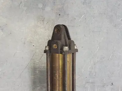 Pneumatic Air Cylinder 2" Bore x 6" Stroke