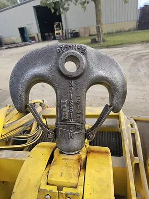 USED P&H 20 TON