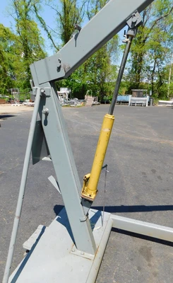 USED MIXER LIFT CHERRY PICKER LIFT