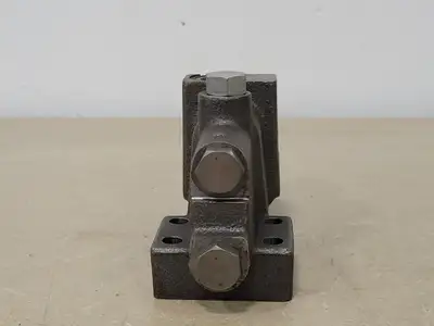 Hydraulic Valve 7F167