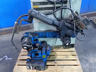 USED 2013 YASKAWA MOTOMAN MH6
