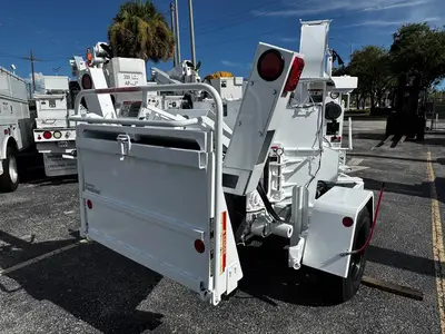 Used 2016 ALTEC DC1317 Wood Chippers Florida US | Truck and Van Outlet #1509196